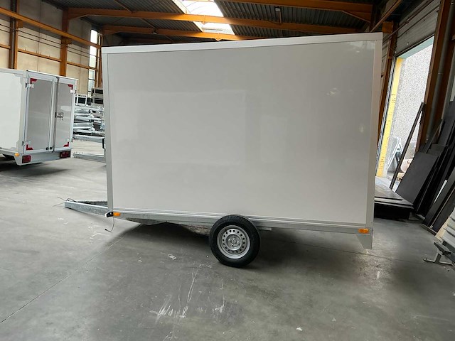 Twin arc onafgewerkte aanhangwagen - afbeelding 6 van  8