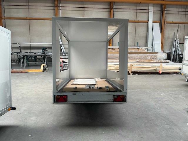 Twin arc onafgewerkte aanhangwagen - afbeelding 6 van  11