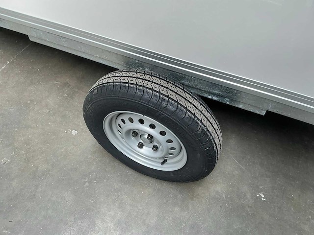 Twin arc onafgewerkte aanhangwagen - afbeelding 10 van  11