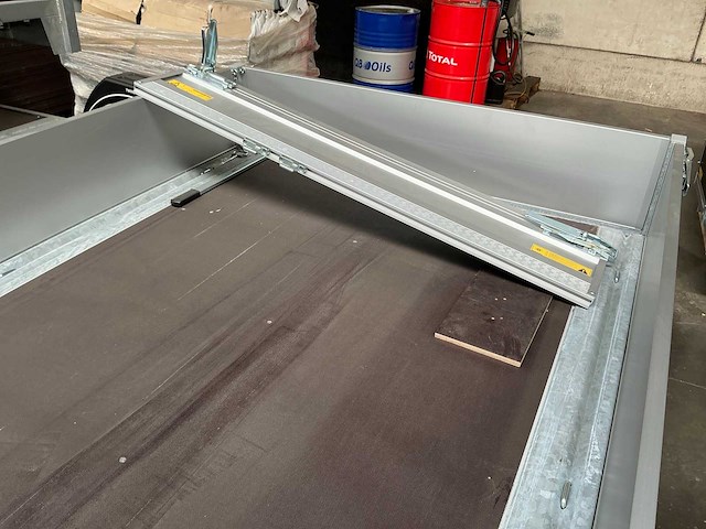 Twin arc onafgewerkte geremde kipper aanhangwagen - afbeelding 5 van  8