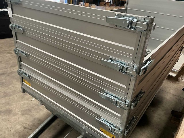 Twins trailers onafgewerkte aanhangwagen - afbeelding 1 van  2