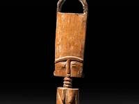 Two african tribal fertility figures, a namchi (cameroon) and an akuba (fanti, ghana) 27 cm. (10.63 in.) - afbeelding 5 van  5