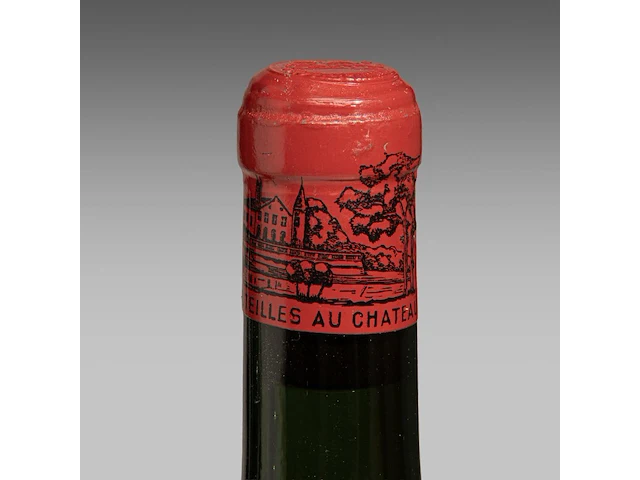 Two bottles of château lafite-rothschild, pauillac, 1957 - afbeelding 5 van  6