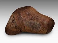 Two carved wooden african souvenirs with savanna wildlife sculpture: 59 cm. (23.23 in.), the platter: 62 cm. (24.41 in.) - afbeelding 2 van  18