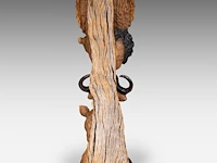 Two carved wooden african souvenirs with savanna wildlife sculpture: 59 cm. (23.23 in.), the platter: 62 cm. (24.41 in.) - afbeelding 8 van  18