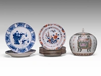 Two chinese blue and white 'fu xing and playful boys' plates, 19thc - added a ginger jar, seven 18thc plates, and a japanese plate, largest ø 25,5 cm (11)