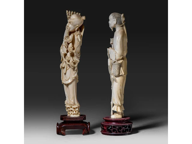 Two chinese ivory sculptures of fishermen, late qing dynasty (1850-1912), ivory h 25 cm - ivory 370g / ivory h 24 cm - total weight 477g (+) - afbeelding 3 van  8