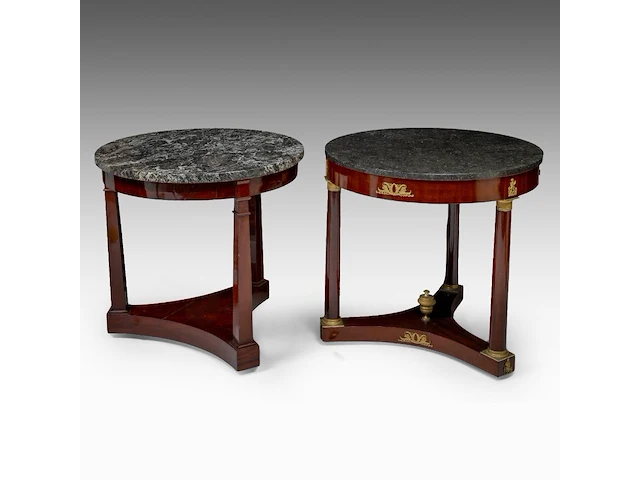 Two fine empire period mahogany gueridons, ca. 1810 76 x 80 cm. (29.92 x 31 1/2 in.) - afbeelding 2 van  7