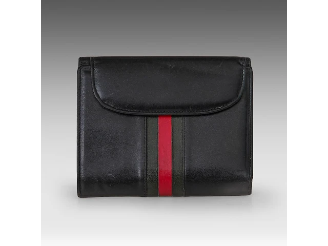 Two gucci shoulder bags and matching wallets, and two matching silk scarves - afbeelding 5 van  18