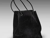 Two gucci shoulder bags and matching wallets, and two matching silk scarves - afbeelding 16 van  18