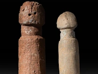 Two interesting carved stone phallus fertility statues, bura culture, burkina faso, h 38 - 70 cm - afbeelding 4 van  4