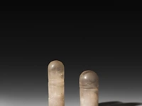 Two interesting rock crystal lingams, khmer, cambodia, h 7,5 cm (tallest) - afbeelding 3 van  5