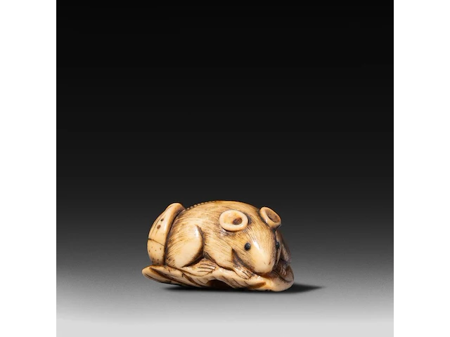 Two japanese bone netsuke of rats, edo period (19thc), w 3,5 cm / w 7,2 cm - afbeelding 2 van  6
