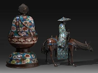 Two japanese cloisonné enameled bronzes, one depicting buddha, the other an immortal, meiji period (1868-1912), h 36 cm - h 46 cm - afbeelding 4 van  8