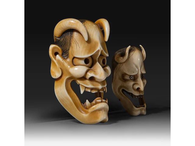 Two japanese ivory okimono/netsuke of no masks, meiji period (1868-1912), h 8 cm - 53g / h 5,5 cm - 12g (+) - afbeelding 3 van  4