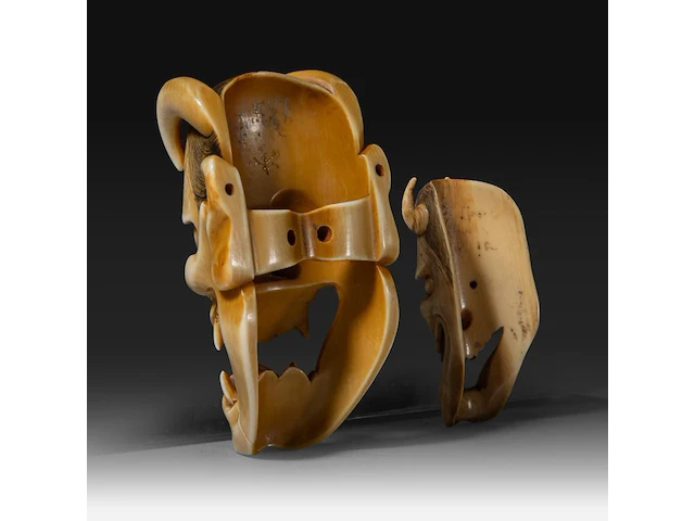 Two japanese ivory okimono/netsuke of no masks, meiji period (1868-1912), h 8 cm - 53g / h 5,5 cm - 12g (+) - afbeelding 4 van  4