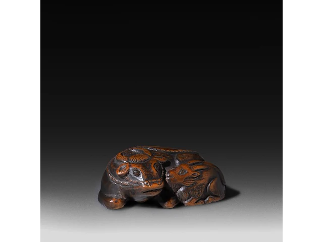 Two japanese wood netsuke of animals of the zodiac, edo period (17th-18thc), w 4,3 cm - h 3,7 cm / w 5,5 cm - afbeelding 9 van  12