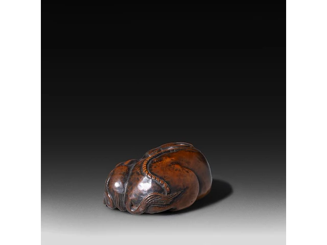Two japanese wood netsuke of animals of the zodiac, edo period (17th-18thc), w 4,3 cm - h 3,7 cm / w 5,5 cm - afbeelding 11 van  12