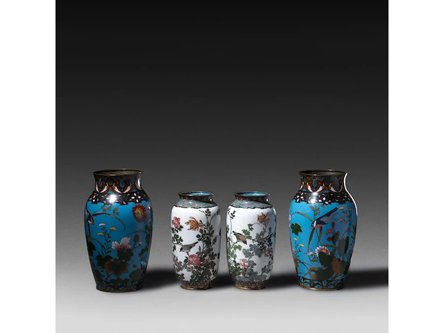 Two pairs of japanese cloisonné enameled vases, 19th/20thc, tallest h 25,5 cm - afbeelding 3 van  10