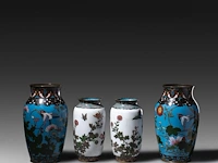 Two pairs of japanese cloisonné enameled vases, 19th/20thc, tallest h 25,5 cm - afbeelding 4 van  10