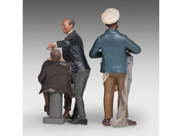 Two polychrome terracotta figures of a barber and a baker, attrib. to bernhardt bloch (1836-1909) the baker: 29 cm. (11.41 in.), the barber: 26 cm. (10.24 in.) - afbeelding 3 van  9