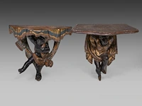 Two venetian-type polychrome and gilt wooden blackamore wall brackets, 19thc 37 cm. (14.57 in.), frame: 39 cm. (15.34 in.) - afbeelding 2 van  7