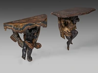 Two venetian-type polychrome and gilt wooden blackamore wall brackets, 19thc 37 cm. (14.57 in.), frame: 39 cm. (15.34 in.) - afbeelding 3 van  7