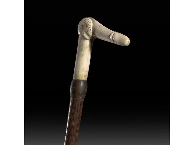 Two walking sticks with carved bone phallic endings, late 19thc - afbeelding 5 van  8