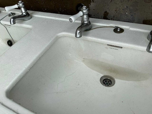 Twyfords badkamerset (afkomstig uit residentie hofkleermaker leopold ii) - afbeelding 11 van  19