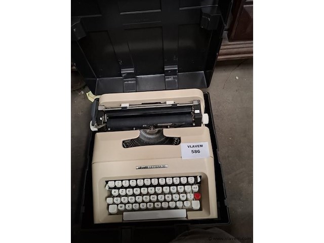 Typemachine - afbeelding 1 van  2