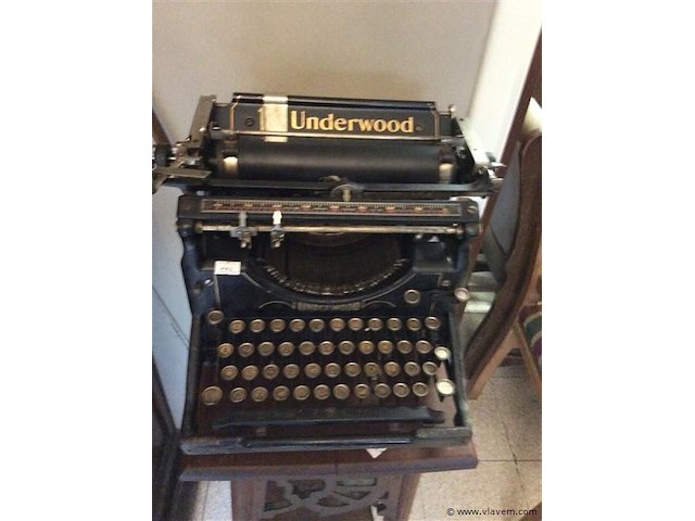 Typmachine underwood - afbeelding 1 van  4
