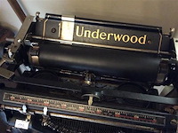 Typmachine underwood - afbeelding 2 van  4