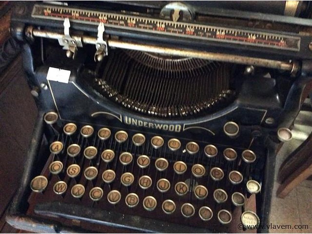 Typmachine underwood - afbeelding 3 van  4