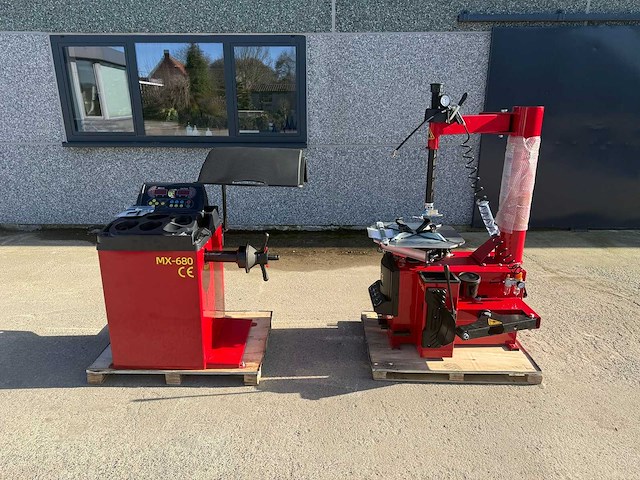 Tyre changer - 2025 - mx-566 / mx-680 - banden montage / balanceer apparatuur - afbeelding 1 van  17