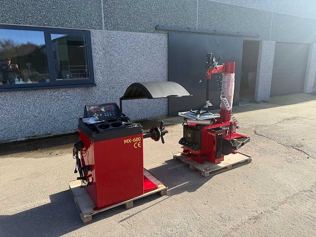 Tyre changer - 2025 - mx-566 / mx-680 - banden montage / balanceer apparatuur - afbeelding 10 van  17