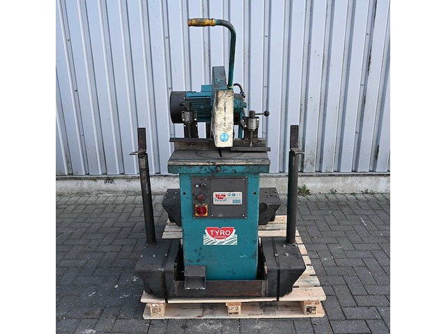 Tyro - 2014 - tpi 10.5p - cirkelzaagmachine metaal - afbeelding 1 van  11