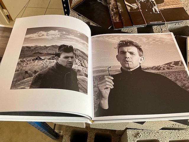 U2 joshua tree lp en cd box - afbeelding 4 van  4