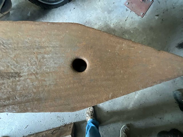 Uat aambeeld. 200 kg - afbeelding 6 van  7