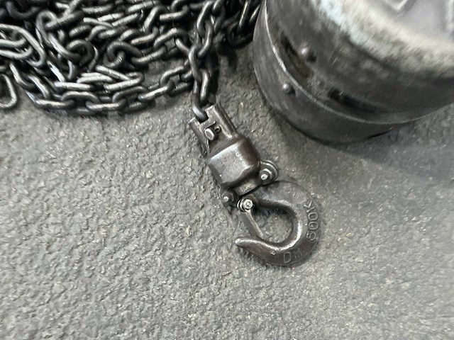 Ubell 1/2 ton kettingtakel - afbeelding 1 van  2