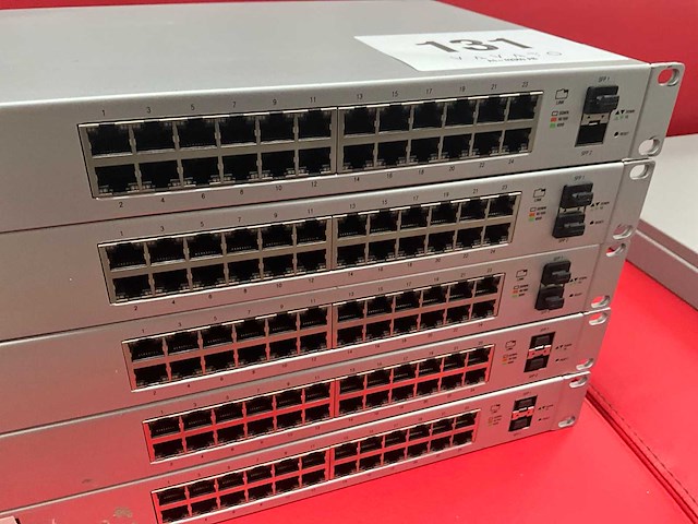 Ubiquity - unifi - wifi, routers & switches (5x) - afbeelding 4 van  5