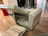 Uchida f-43n vouwmachine - afbeelding 8 van  11