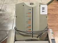 Uchida f-43n vouwmachine - afbeelding 10 van  11