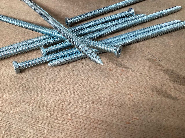 Ufast czs75182 kozijnschroef 7,5 x 182 mm (4800x) - afbeelding 3 van  4
