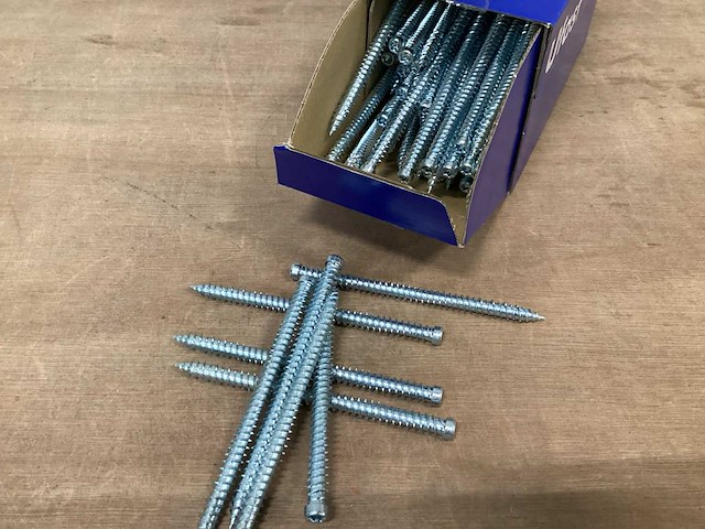 Ufast kozijnschroef 75x112, doos 100 stuks (24x) - afbeelding 1 van  3