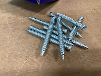 Ufast kozijnschroef 75x72, doos 100 stuks (39x) - afbeelding 3 van  3