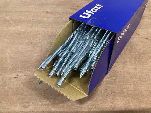 Ufast ufczs75152 kozijnschroef 7.5x152 (3100x) - afbeelding 1 van  5