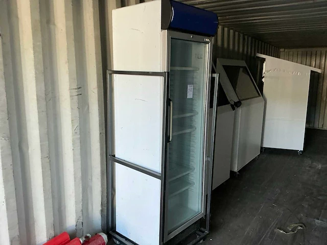 Ugur uss375dtklg koelvitrine - afbeelding 4 van  7