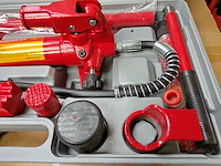 Uitdeukset 4 ton - afbeelding 3 van  4