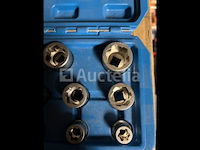 Uitdraai set voor bouten en moeren - afbeelding 1 van  3