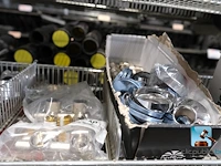 Uitgebreid assortiment aan fittingen en toebehoren voor verwarmingsinstallateurs - afbeelding 3 van  30